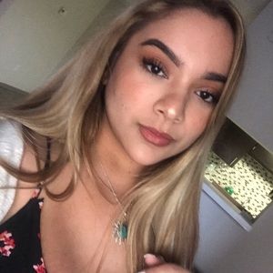 Meet your Posher, Antonella